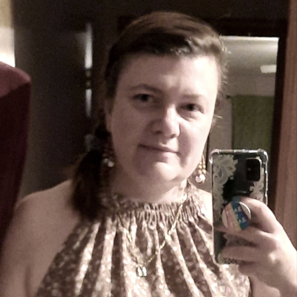 Meet your Posher, Jenn